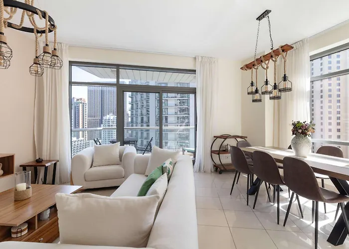Beautiful Marina Views 1 Bed