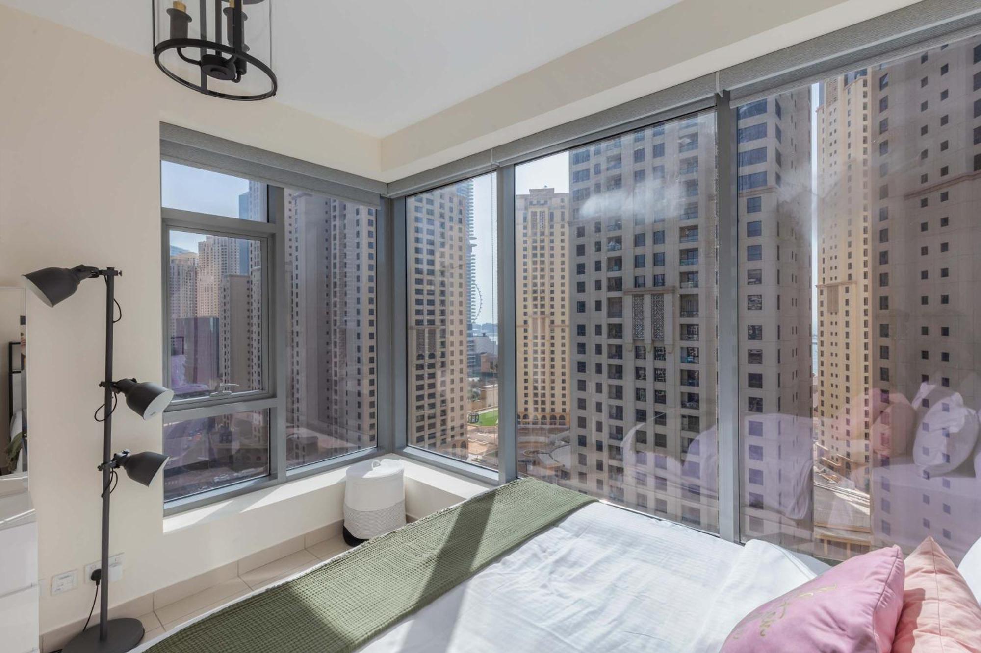 Beautiful Marina Views 1 Bed Dubai
