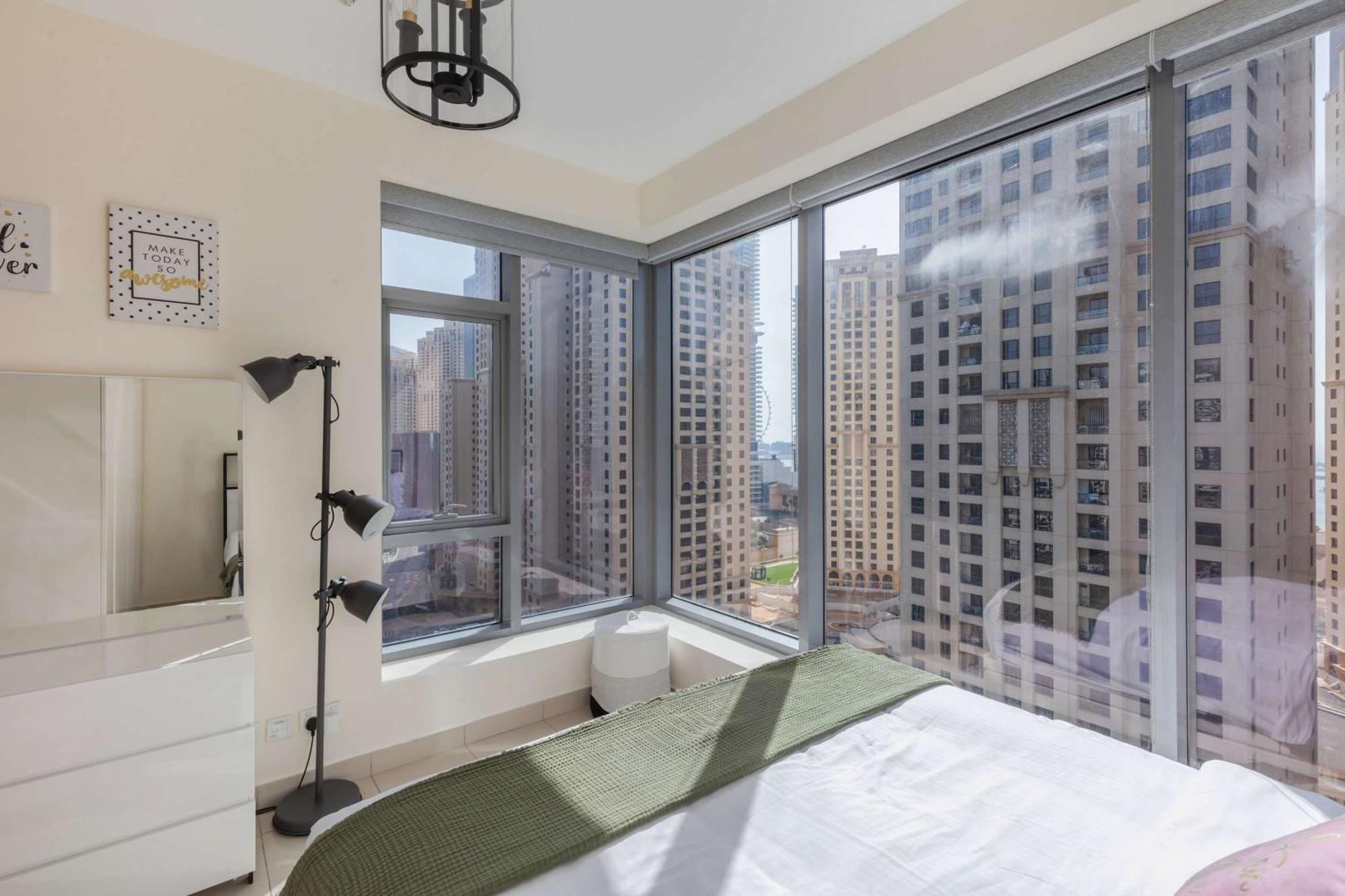 Apartment Beautiful Marina Views 1 Bed *