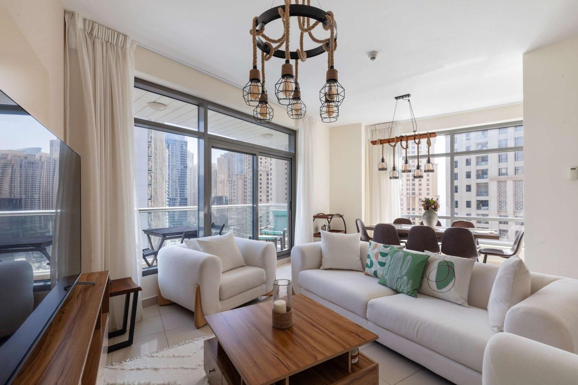 Beautiful Marina Views 1 Bed