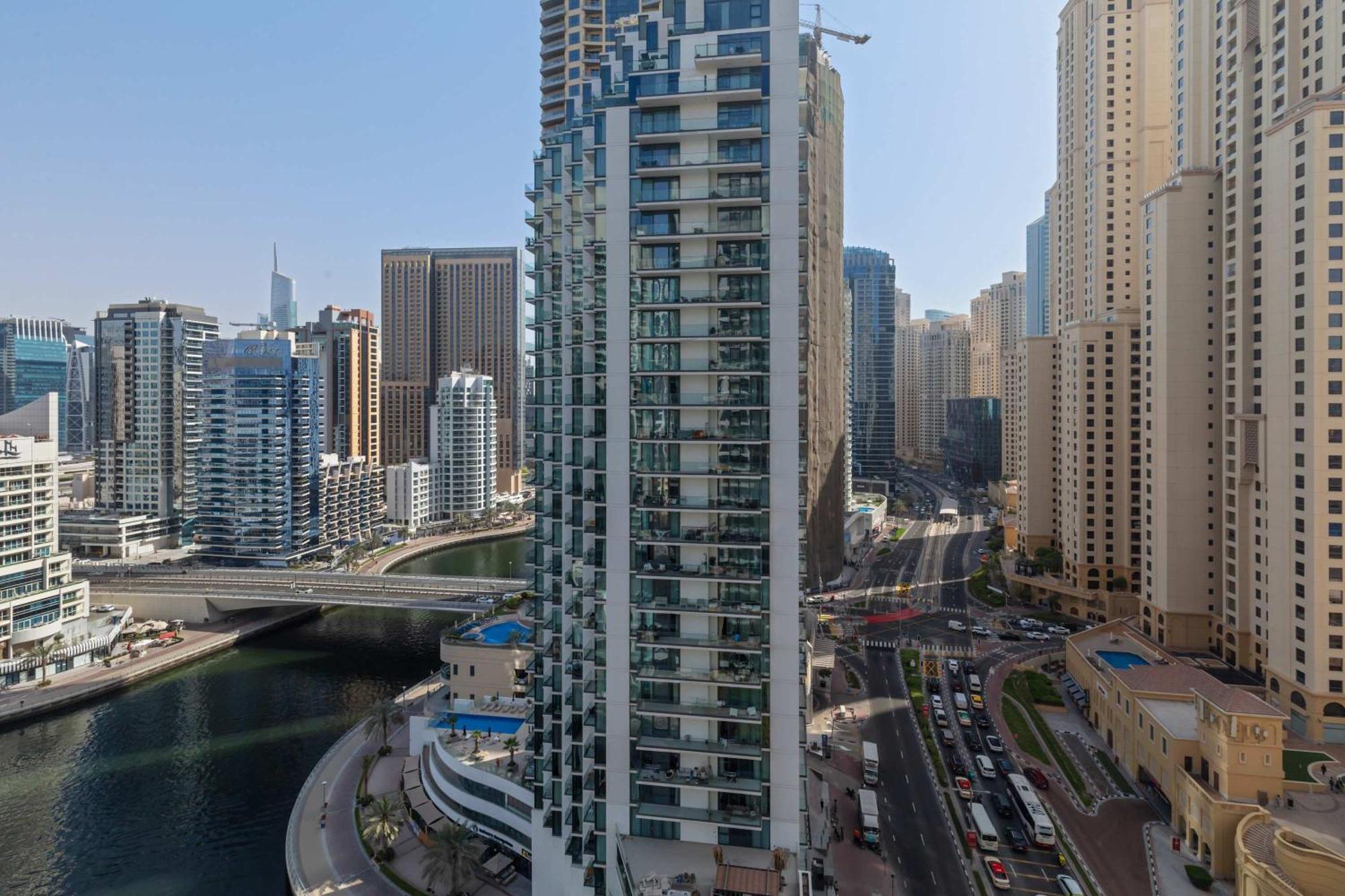 Beautiful Marina Views 1 Bed Apartment Dubai